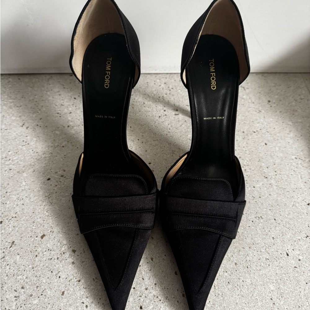 Tom Ford Elegant Black Heels - Picture 2 of 5